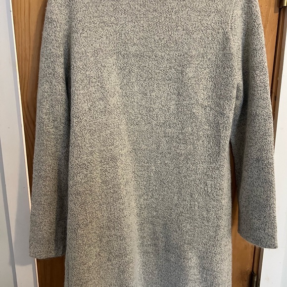 Cozy Open-Front Long Cardigan in Light Gray - Picture 6 of 6